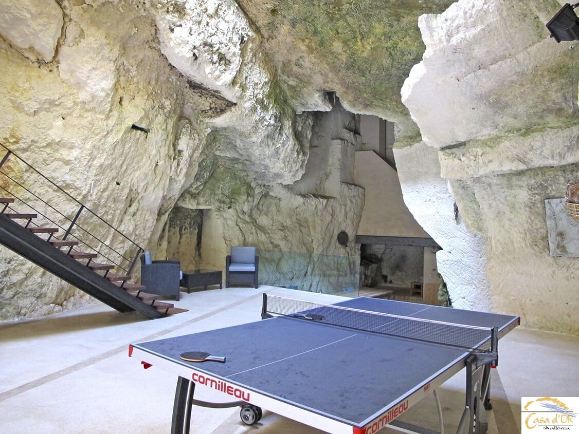 5 bedroom Finca/Country House for sale in Felanitx with pool garage - € 3,100,000 (Ref: 10010342)