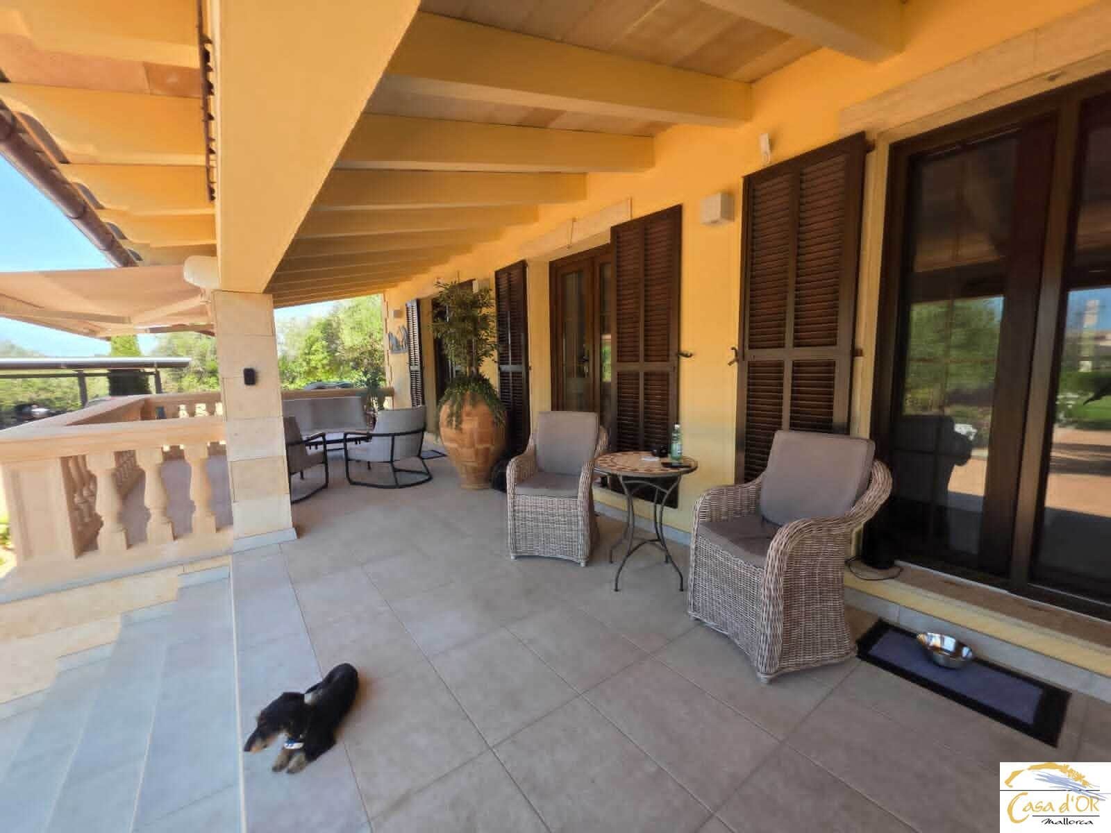 5 bedroom Finca/Country House for sale in S'Illot with pool garage - € 1,750,000 (Ref: 10016784)