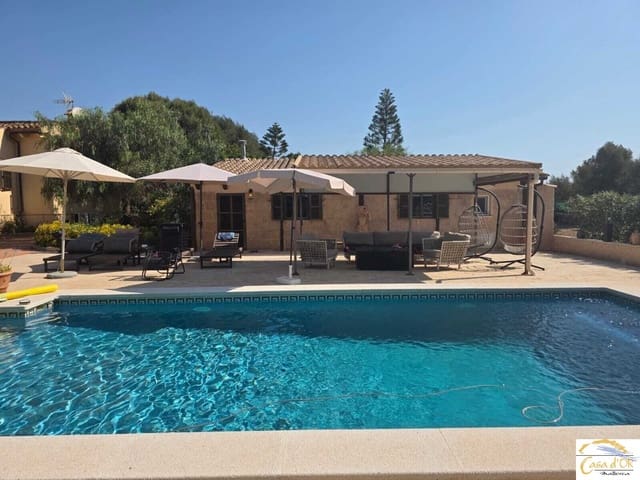 5 makuuhuone Maalaistalo myytävänä paikassa S'Illot, Sant Llorenç des Cardassar mukana uima-altaan 
autotalli - 1 750 000 € (Ref: 10016784)