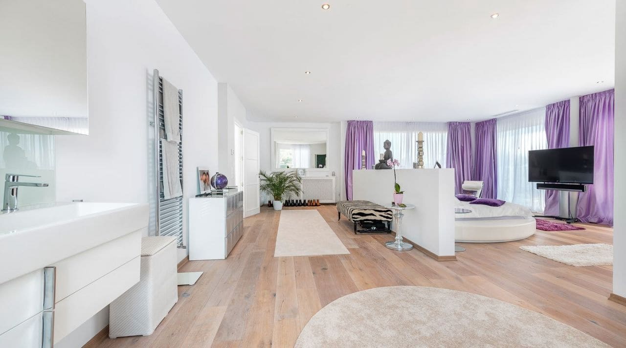 4 bedroom Villa for sale in Sol de Mallorca with pool garage - € 2,495,000 (Ref: 7375332)