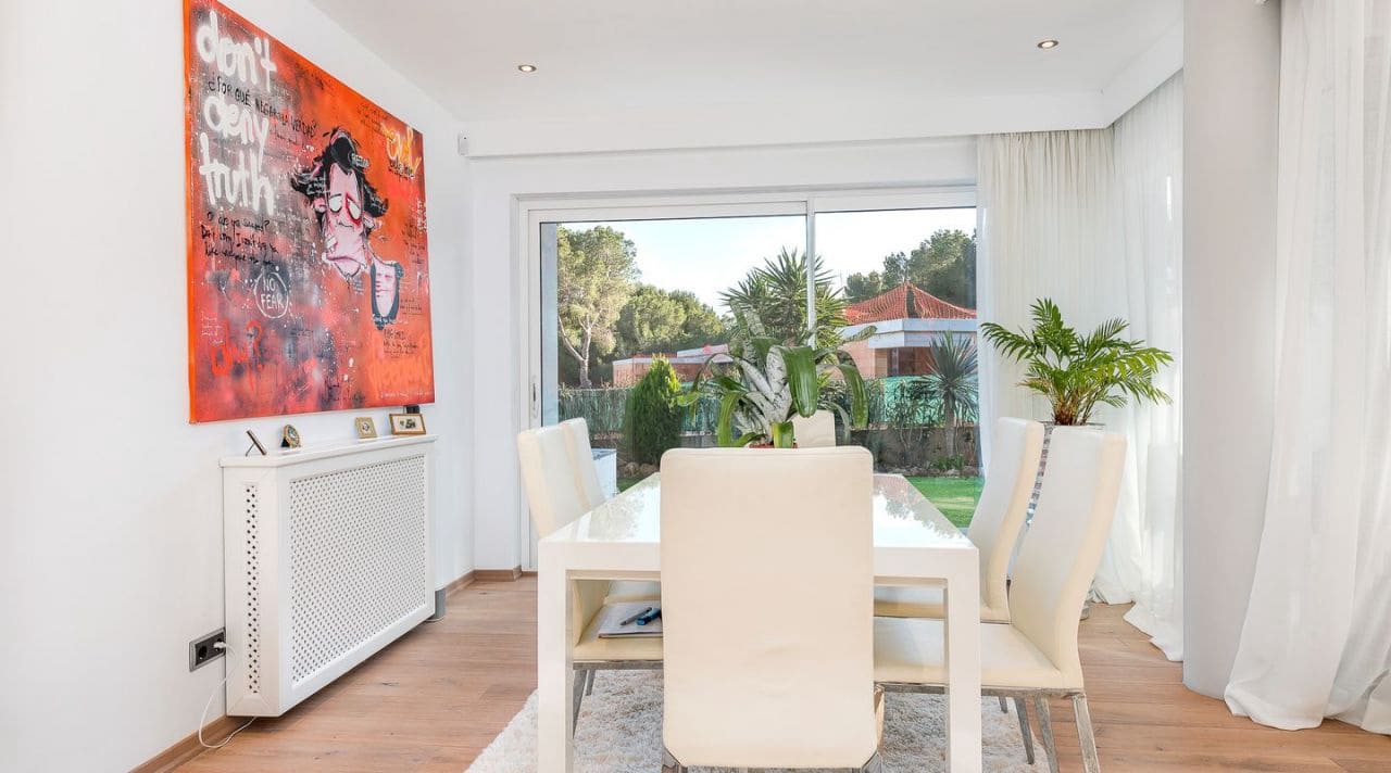 4 bedroom Villa for sale in Sol de Mallorca with pool garage - € 2,495,000 (Ref: 7375332)