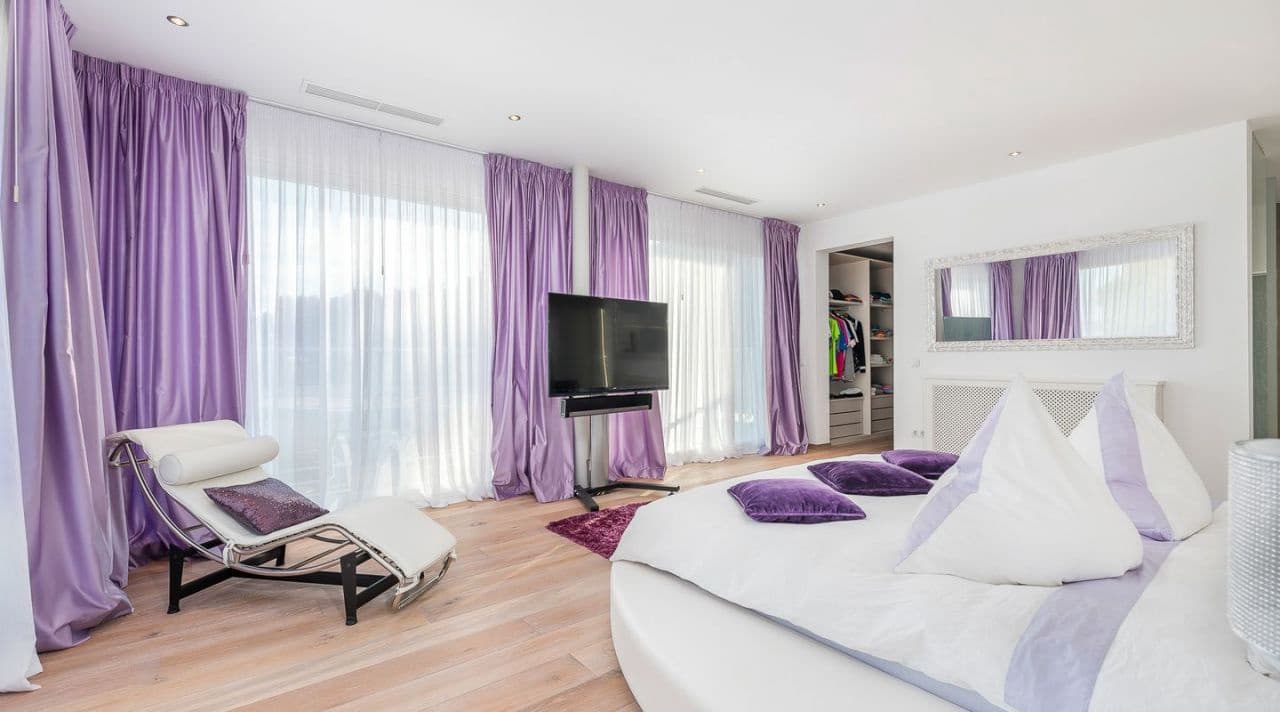 4 bedroom Villa for sale in Sol de Mallorca with pool garage - € 2,495,000 (Ref: 7375332)