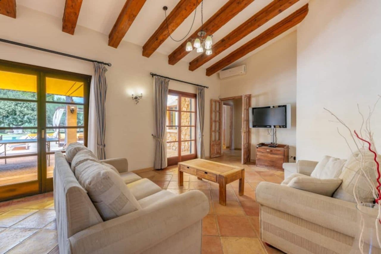 6 soveværelse Finca/Landehus til salg i Canyamel med swimmingpool - € 2.200.000 (Ref: 7375337)