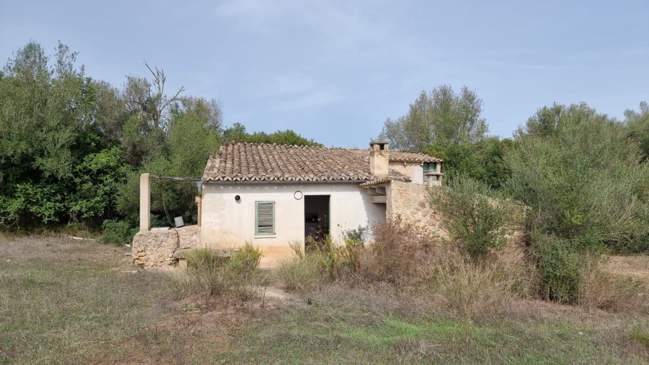 Finca/Landehus til salg i Costitx - € 370.000 (Ref: 7375352)