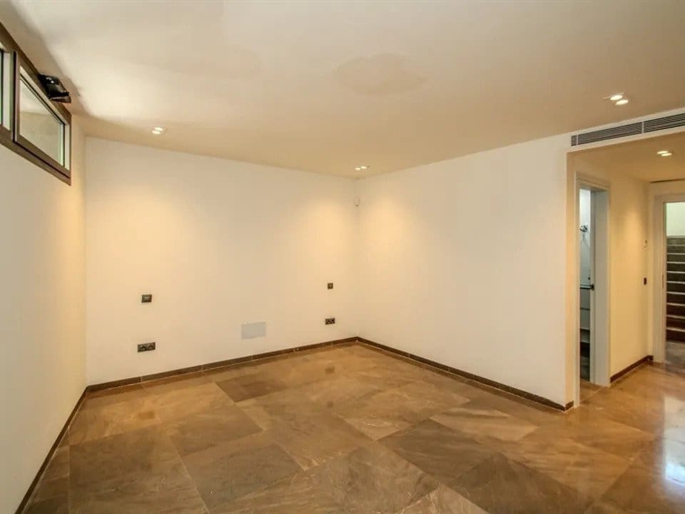 5 sypialnia Willa na sprzedaż w El Toro / Port Adriano z basenem garażem - 8 600 000 € (Ref: 7416461)