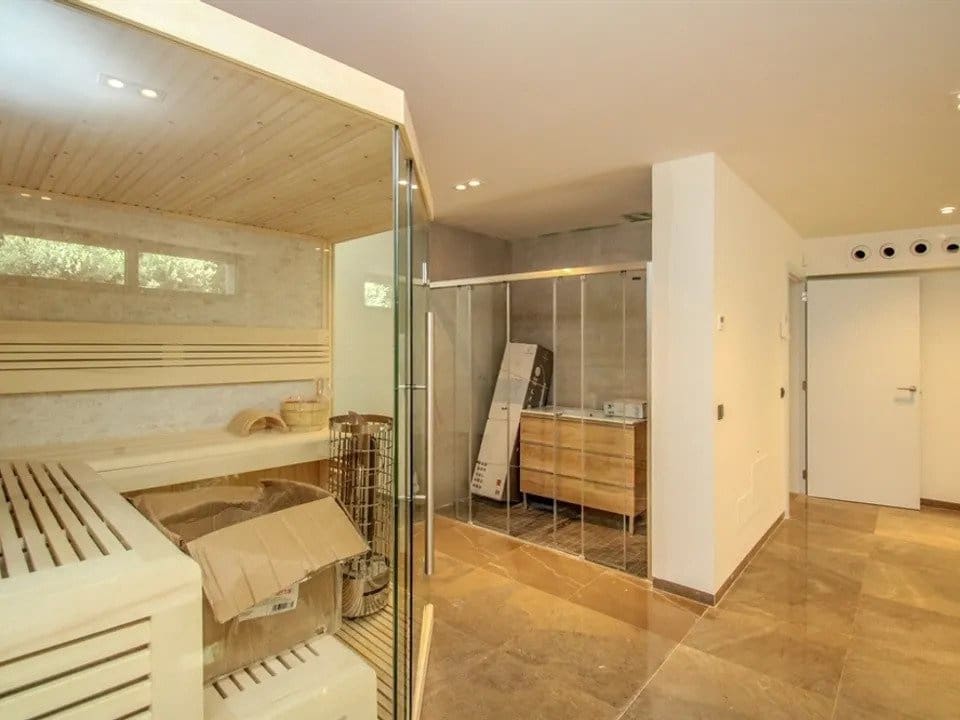 5 sypialnia Willa na sprzedaż w El Toro / Port Adriano z basenem garażem - 8 600 000 € (Ref: 7416461)