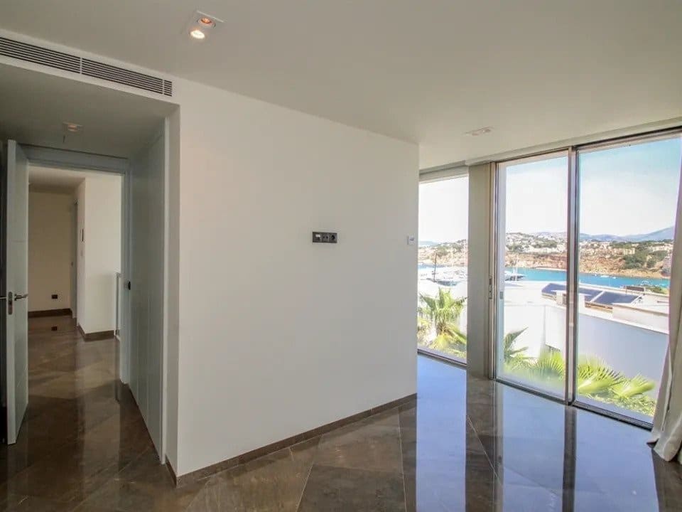 5 sypialnia Willa na sprzedaż w El Toro / Port Adriano z basenem garażem - 8 600 000 € (Ref: 7416461)