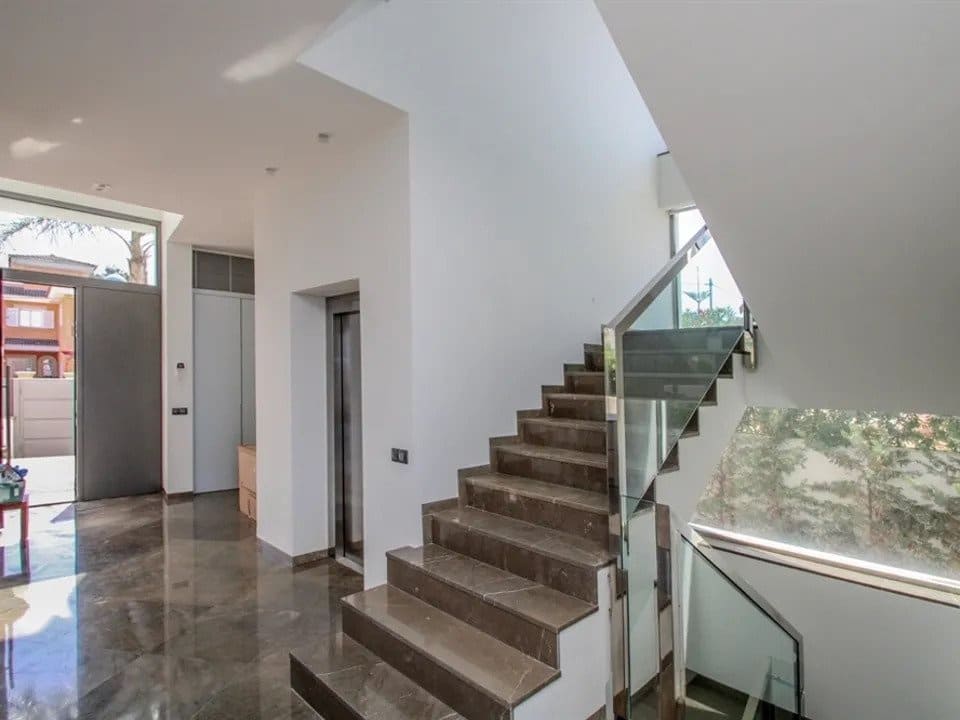 5 sypialnia Willa na sprzedaż w El Toro / Port Adriano z basenem garażem - 8 600 000 € (Ref: 7416461)