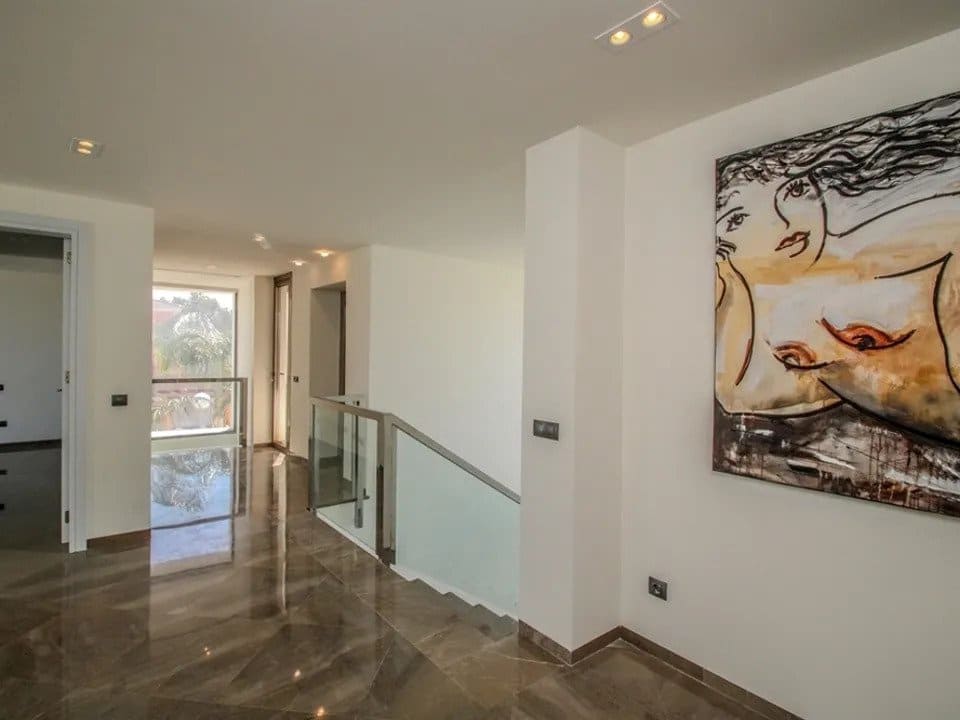 5 sypialnia Willa na sprzedaż w El Toro / Port Adriano z basenem garażem - 8 600 000 € (Ref: 7416461)