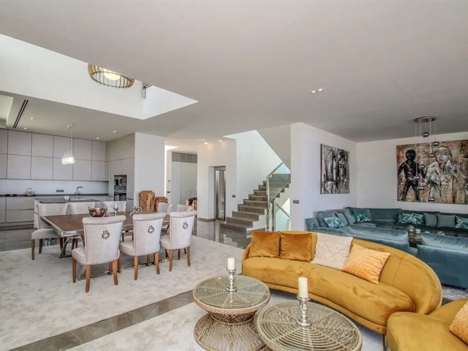 5 sypialnia Willa na sprzedaż w El Toro / Port Adriano z basenem garażem - 8 600 000 € (Ref: 7416461)