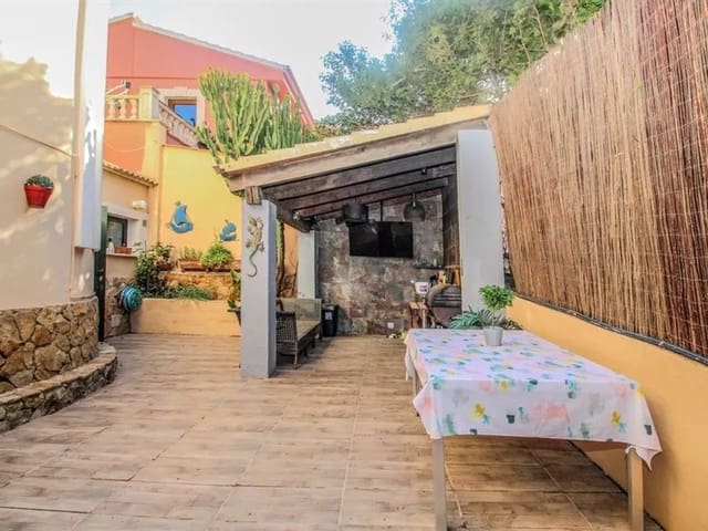 4 quarto Moradia Geminada para venda em Badia Blava, Llucmajor com piscina garagem - 615 000 € (Ref: 7429723)