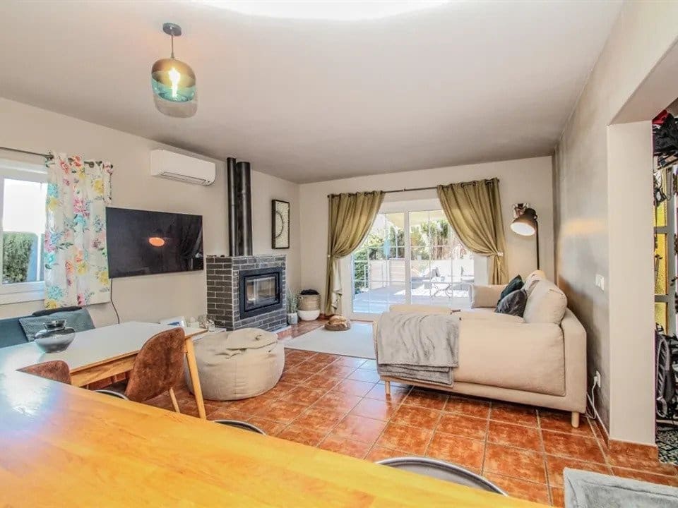 4 soveværelse Semi-Rækkehus til salg i Badia Blava med swimmingpool garage - € 615.000 (Ref: 7429723)