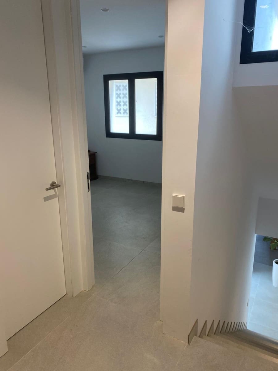 2 soveværelse Lejlighed til salg i Portocristo / Port de Manacor med garage - € 895.000 (Ref: 9066674)