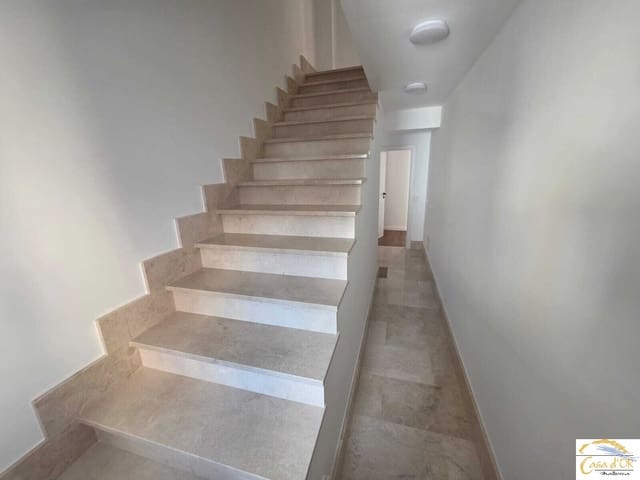 6 bedroom Apartment for sale in Portocristo / Port de Manacor, Manacor - € 845,000 (Ref: 9289409)