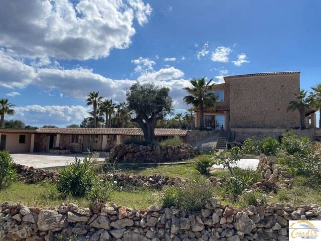 3 soveværelse Finca/Landehus til salg i Sant Llorenç des Cardassar med swimmingpool garage - € 1.350.000 (Ref: 9350114)