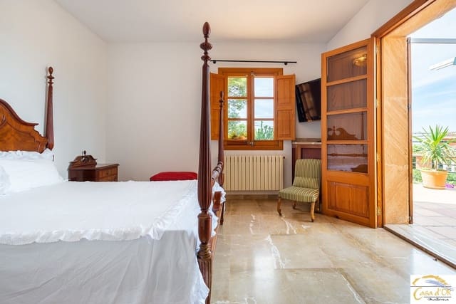 4 chambre Villa/Maison à vendre à Sa Cabaneta / La Cabaneta, Marratxí avec piscine garage - 1 795 000 € (Ref: 9452926)