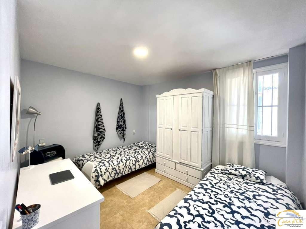 2 bedroom Apartment for sale in Cala Millor - € 299,000 (Ref: 9462854)