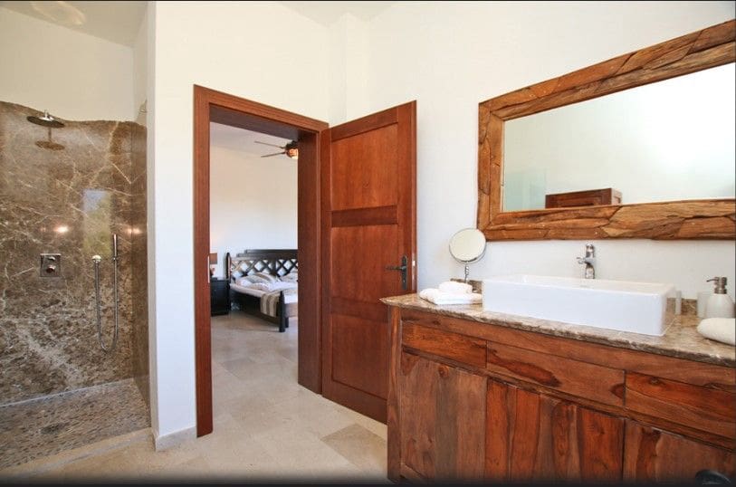 7 bedroom Finca/Country House for sale in Portocolom with pool - € 3,650,000 (Ref: 9868039)