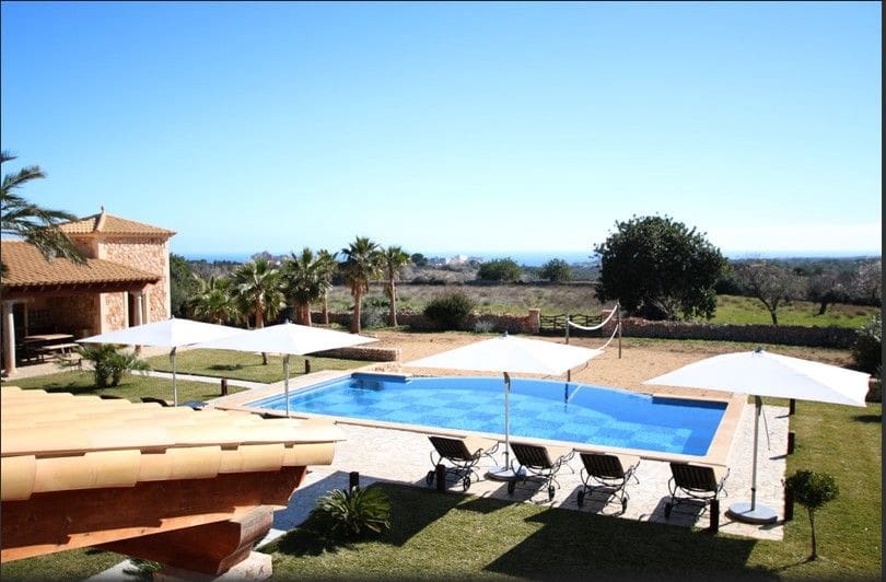7 bedroom Finca/Country House for sale in Portocolom with pool - € 3,650,000 (Ref: 9868039)
