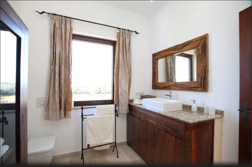 7 bedroom Finca/Country House for sale in Portocolom with pool - € 3,650,000 (Ref: 9868039)