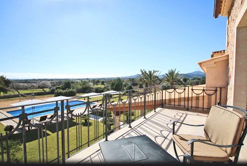 7 bedroom Finca/Country House for sale in Portocolom with pool - € 3,650,000 (Ref: 9868039)