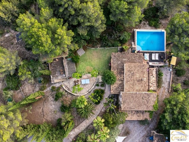5 quarto Quinta/Casa Rural para venda em Artà com piscina garagem - 1 595 000 € (Ref: 9883602)