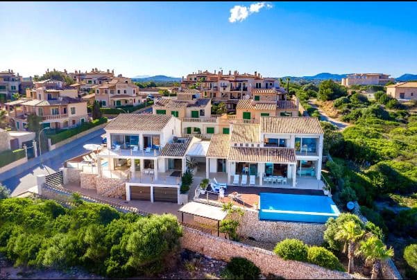 4 soverom Villa til salgs i Portocristo / Port de Manacor med svømmebasseng garasje - € 3 600 000 (Ref: 9889550)
