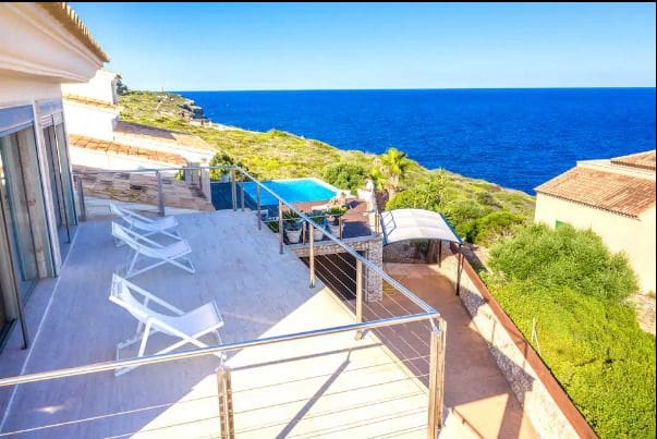 3 soverom Villa til salgs i Portocristo / Port de Manacor, Manacor med svømmebasseng garasje - € 3 100 000 (Ref: 9889551)