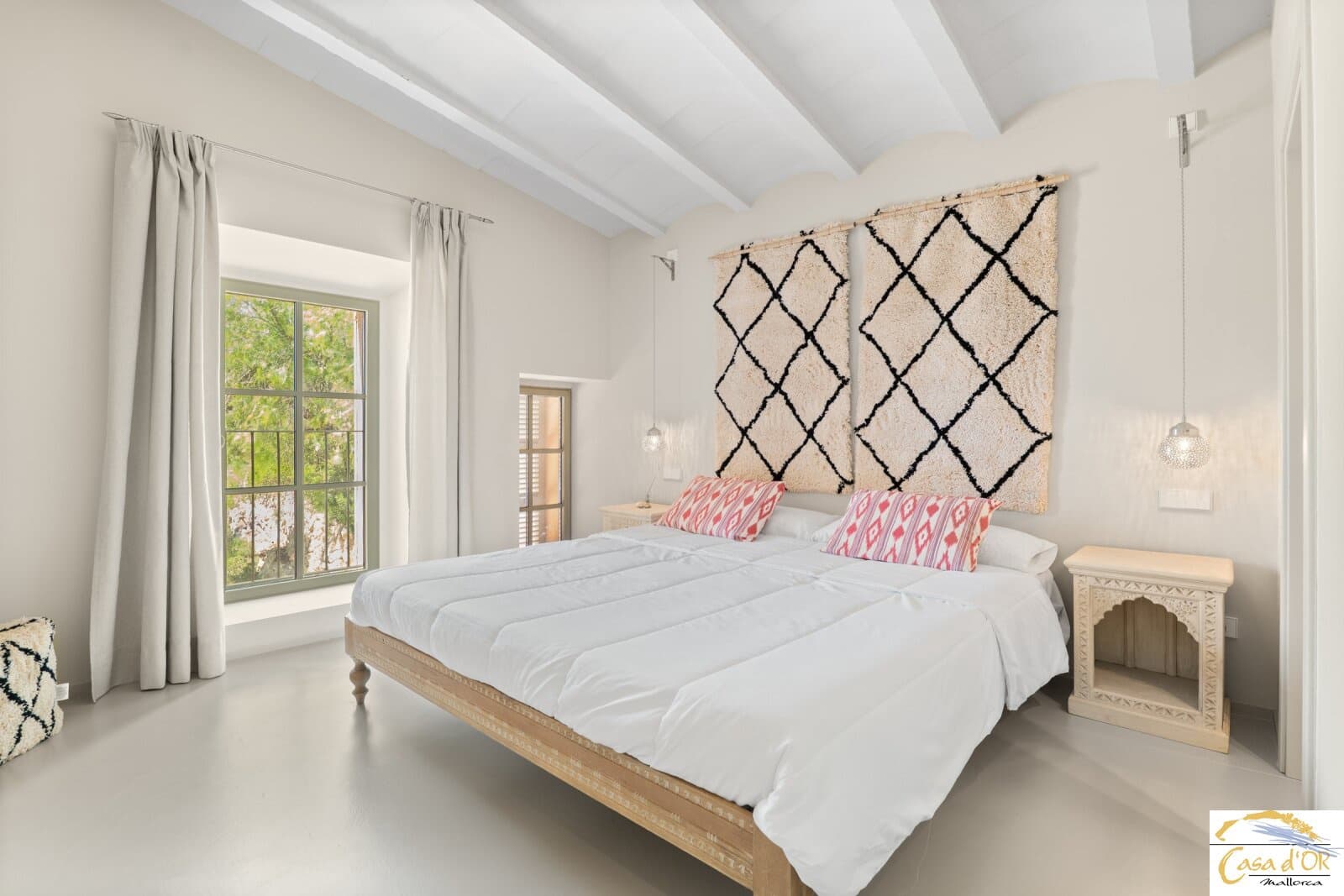 4 bedroom Finca/Country House for sale in Manacor with pool - € 2,250,000 (Ref: 9911567)