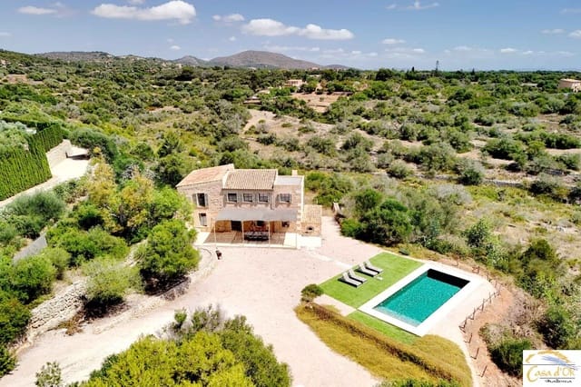 4 bedroom Finca/Country House for sale in Manacor with pool - € 2,250,000 (Ref: 9911567)
