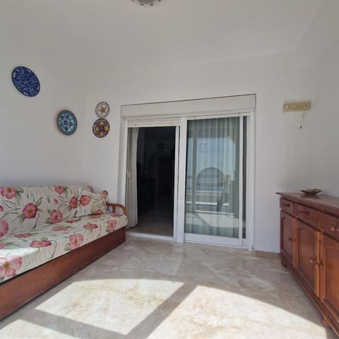 2 slaapkamer Appartement te koop in Chaparil - Torrecilla - Punta Lara, Nerja met zwembad - € 439.000 (Ref: 8956931)