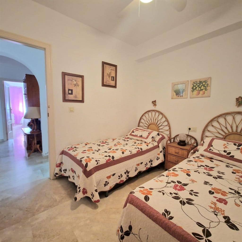 2 slaapkamer Appartement te koop in Nerja met zwembad - € 439.000 (Ref: 8956931)