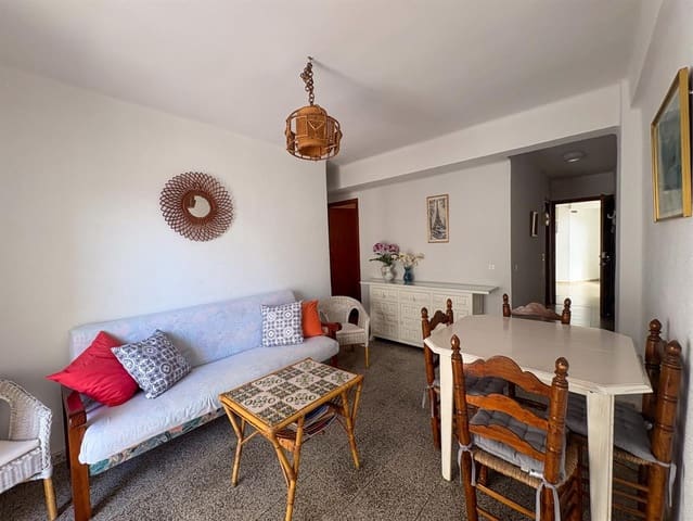 Apartamento de 2 habitaciones en Centro, Nerja en venta - 245.000 € (Ref: 9217228)