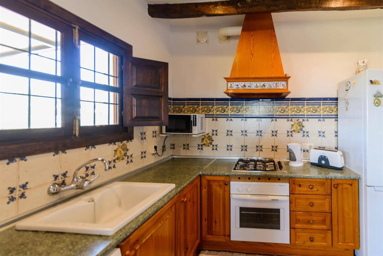 2 bedroom Villa for sale in Frigiliana with pool - € 430,000 (Ref: 9508512)