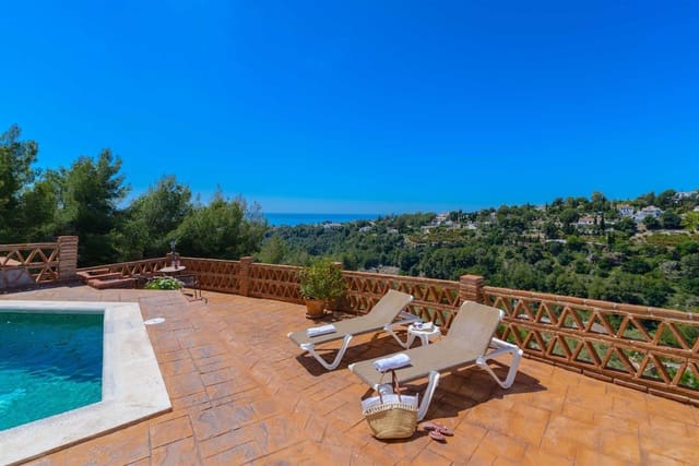 2 bedroom Villa for sale in Frigiliana with pool - € 430,000 (Ref: 9508512)