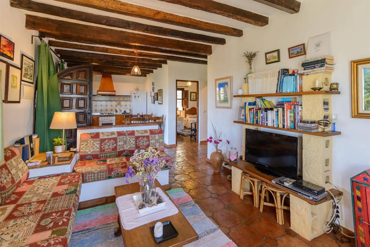 2 bedroom Villa for sale in Frigiliana with pool - € 430,000 (Ref: 9508512)