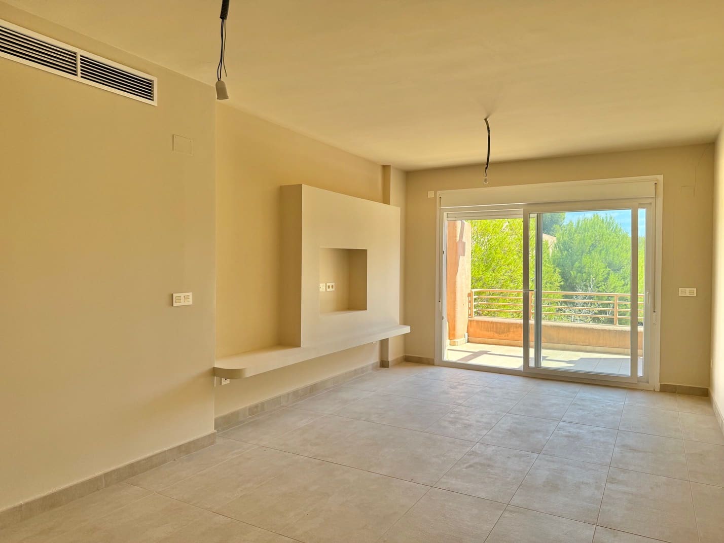 Apartamento de 2 habitaciones en Moraira en venta - 385.000 € (Ref: 9474505)