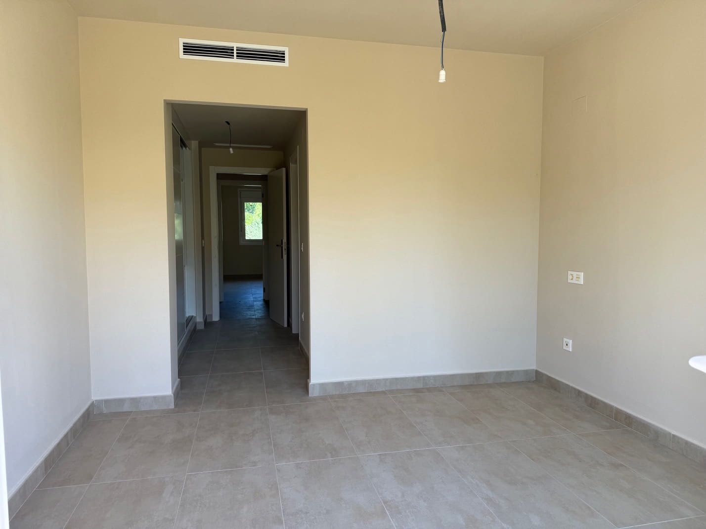 Apartamento de 2 habitaciones en Moraira en venta - 385.000 € (Ref: 9474505)