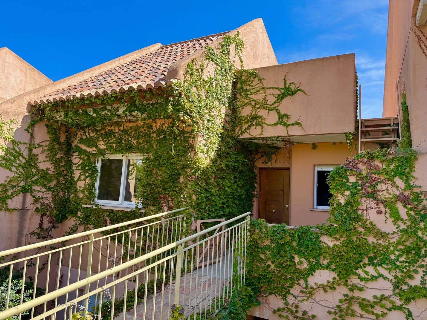 Apartamento de 2 habitaciones en Moraira en venta - 385.000 € (Ref: 9474505)