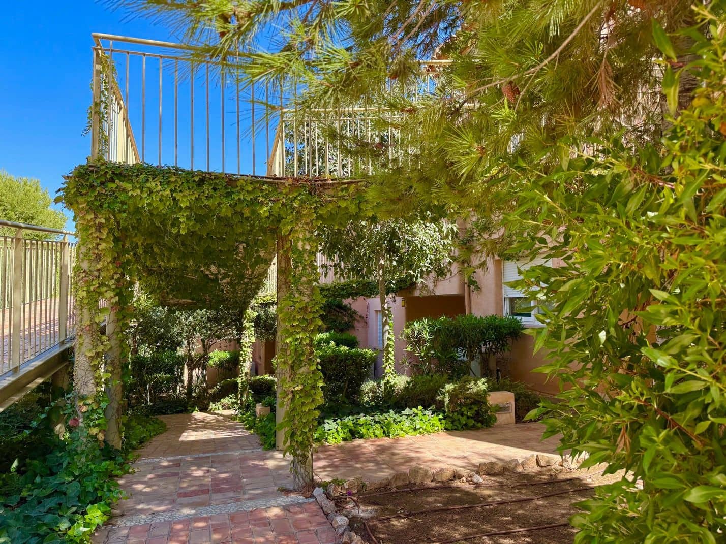 Apartamento de 2 habitaciones en Moraira en venta - 385.000 € (Ref: 9474505)