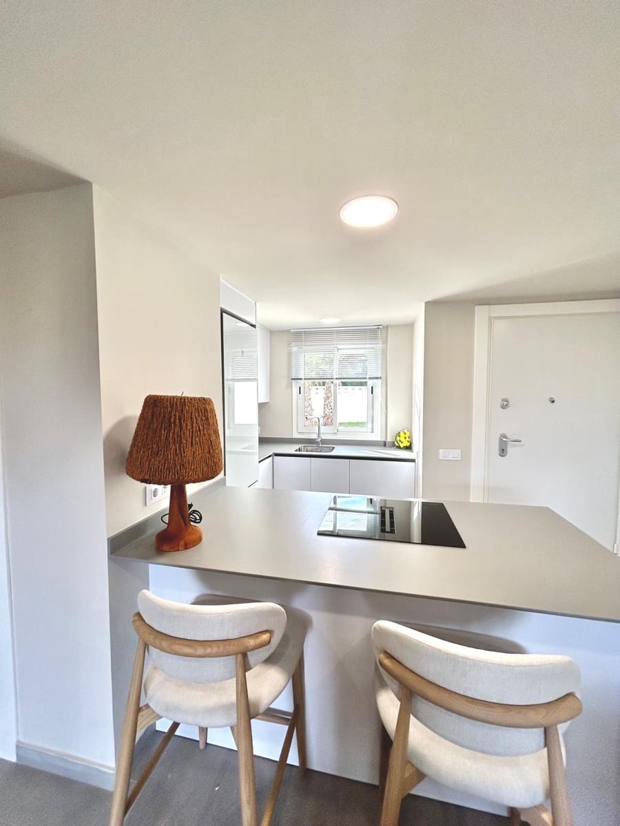 Apartamento de 2 habitaciones en Dénia en venta - 389.300 € (Ref: 9474508)