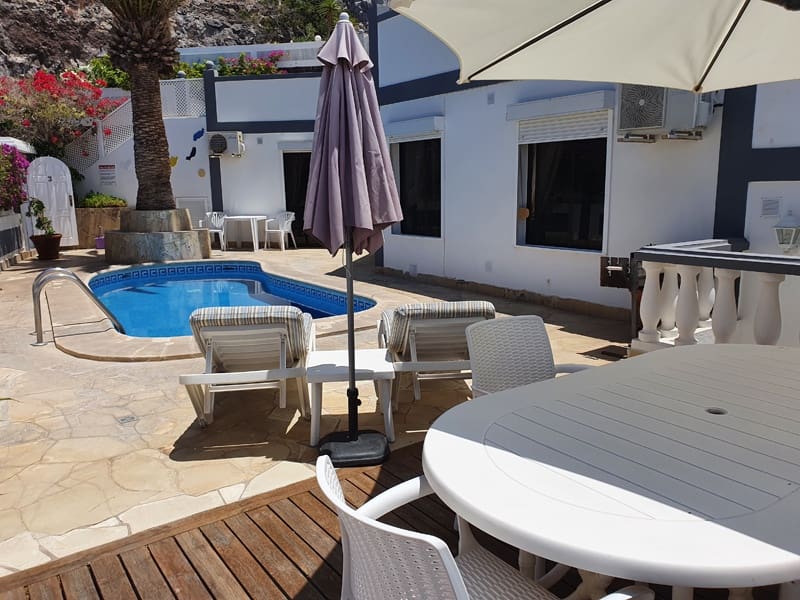 3 bedroom Villa for sale in Los Gigantes with pool - € 575,000 (Ref: 6269505)