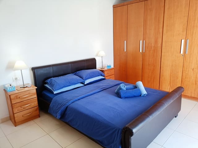 2 slaapkamer Rijtjeshuis te koop in Golf del Sur, San Miguel de Abona met zwembad - € 330.000 (Ref: 8373365)