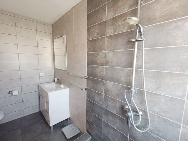 2 slaapkamer Rijtjeshuis te koop in Golf del Sur, San Miguel de Abona met zwembad - € 330.000 (Ref: 8373365)