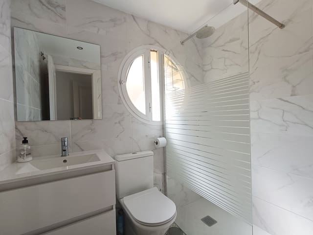 3 soveværelse Lejlighed til salg i Golf del Sur, San Miguel de Abona med swimmingpool - € 290.000 (Ref: 8484445)