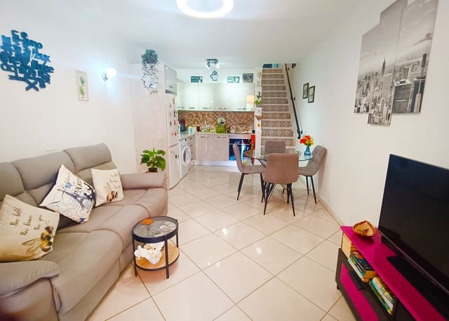 Apartamento de 2 habitaciones en Amarilla Golf, San Miguel de Abona en venta con piscina - 269.900 € (Ref: 8533791)