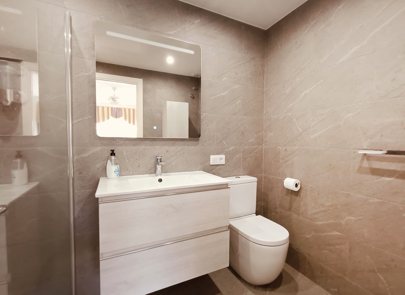 2 slaapkamer Appartement te koop in Golf del Sur met zwembad - € 299.000 (Ref: 8689308)