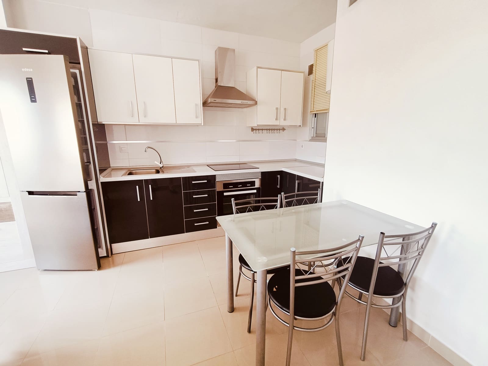 2 sovrum Lägenhet till salu i Las Galletas med pool - 180 000 € (Ref: 8873949)