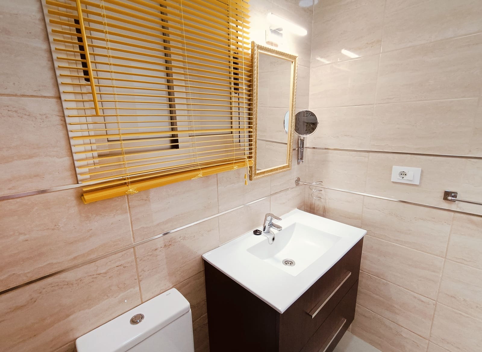 2 sovrum Lägenhet till salu i Las Galletas med pool - 180 000 € (Ref: 8873949)