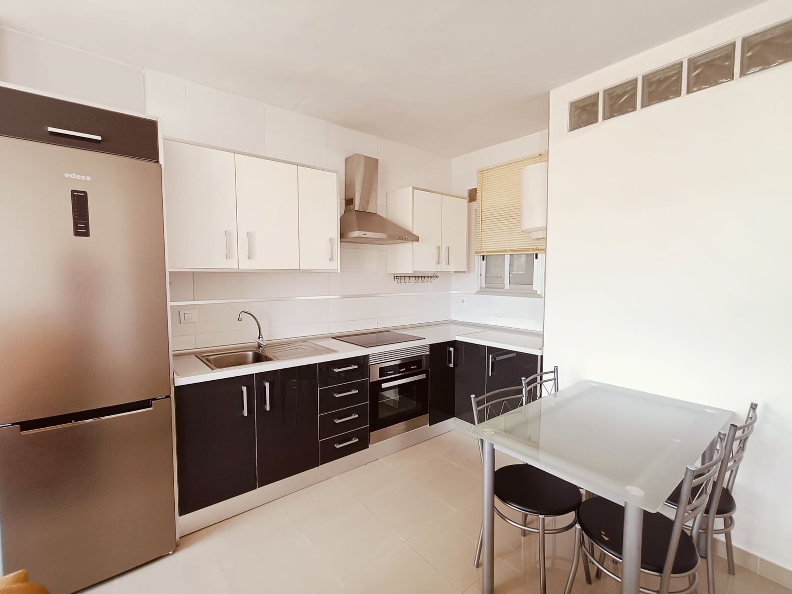 2 sovrum Lägenhet till salu i Las Galletas med pool - 180 000 € (Ref: 8873949)